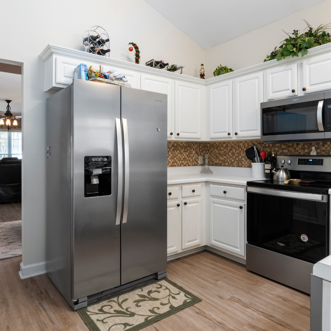 Side by side refrigerator