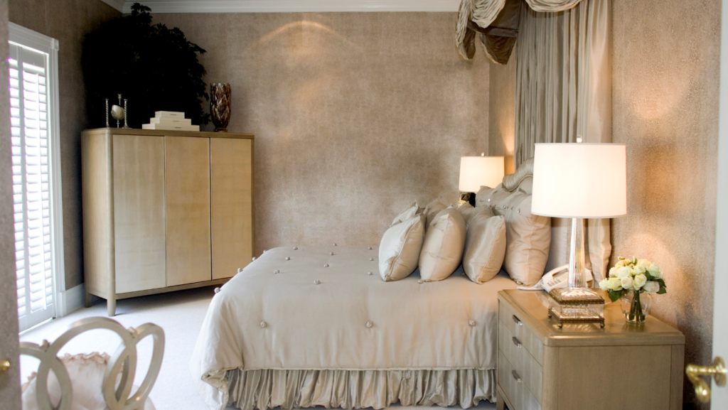 Guest Bedroom 1024x577 1 - 10 Trendy Bedroom Interior Design Ideas